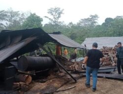 Petugas Sempat Dihadang Saat Bongkar Tempat Penyulingan Minyak Ilegal di Muba, Sumatera Selatan