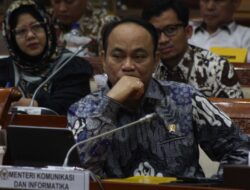 Besok Reshuffle, Menkominfo : Tunggu Saja