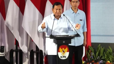 Prabowo Diminta Kembalikan KPK ke Jalan yang Benar