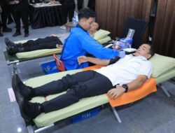 Humas Polri Gelar Donor Darah Bareng Wartawan di Hari Jadi ke-73