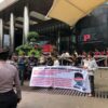 Puluhan Mahasiswa Desak KPK Usut Dugaan Korupsi Dana CSR BI dan OJK yang Libatkan Bahtra Banong